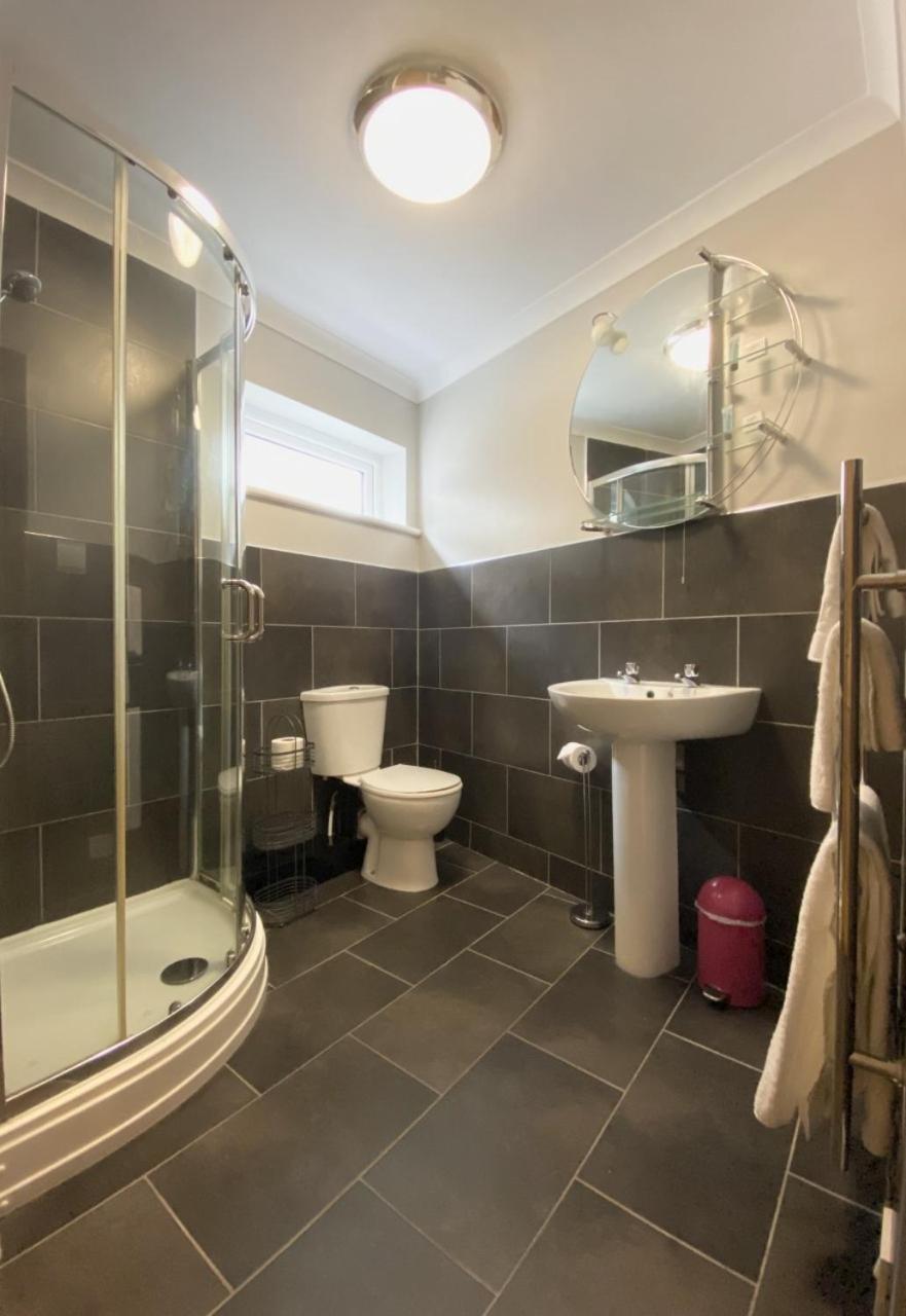 Jeffersons Hotel & Serviced Apartments (Adults Only) Barrow-in-Furness Kamer foto